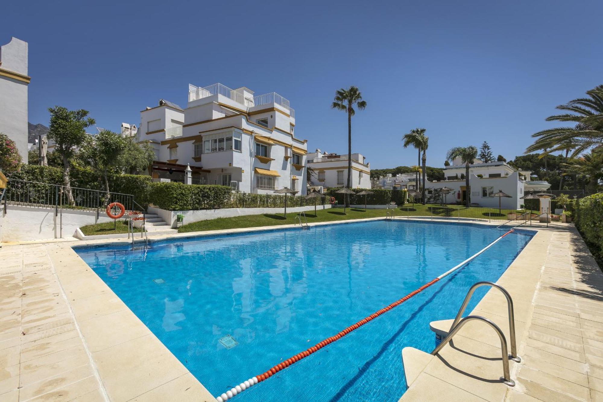 Casa Adriana Villa Marbella Exteriör bild