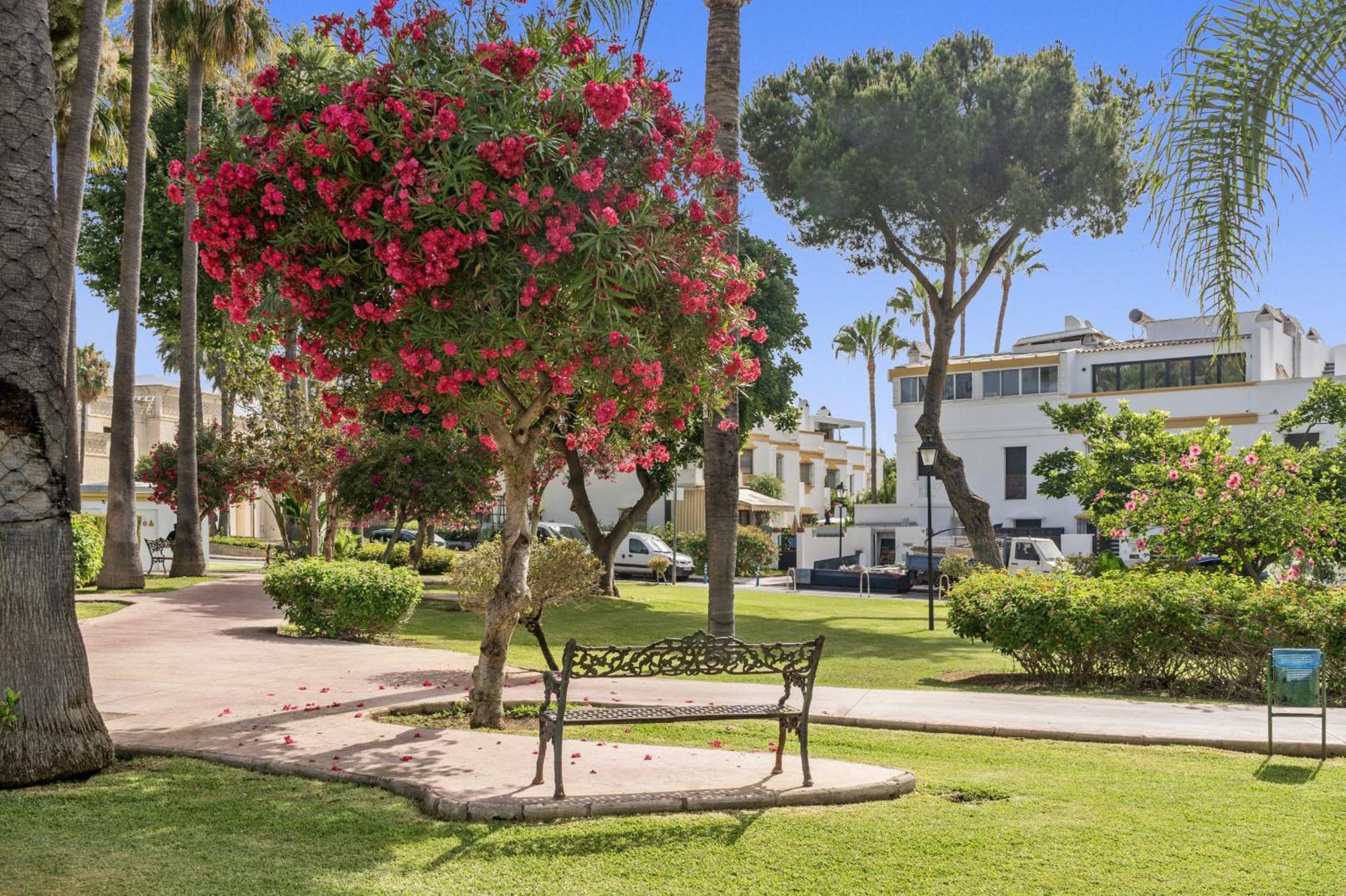 Casa Adriana Villa Marbella Exteriör bild